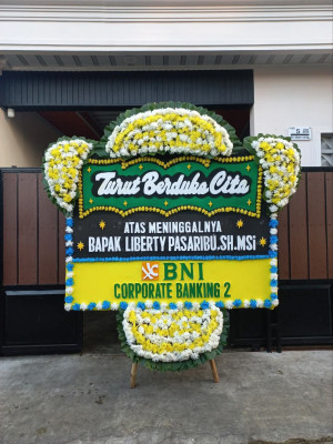 Papan Bunga Duka di Matani Satu
