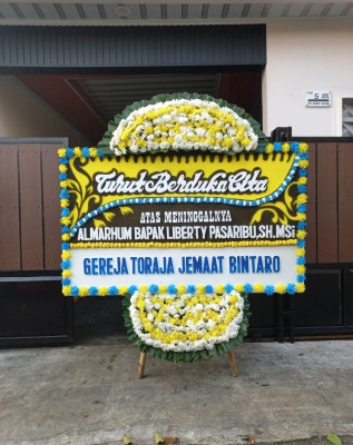 Papan Bunga Duka di Matani Satu